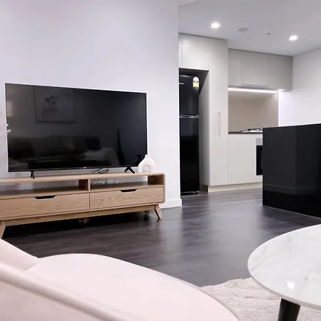 Riverfront Oasis 2bed Panoramic Riverview Brisbane