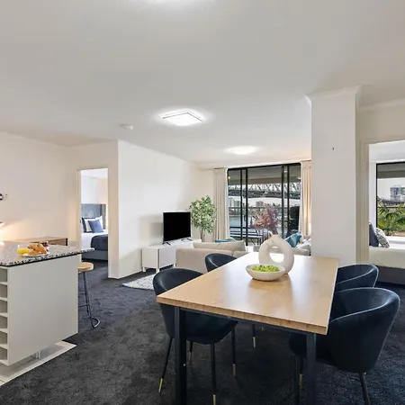 Apartment River Place Hosted By Aab *