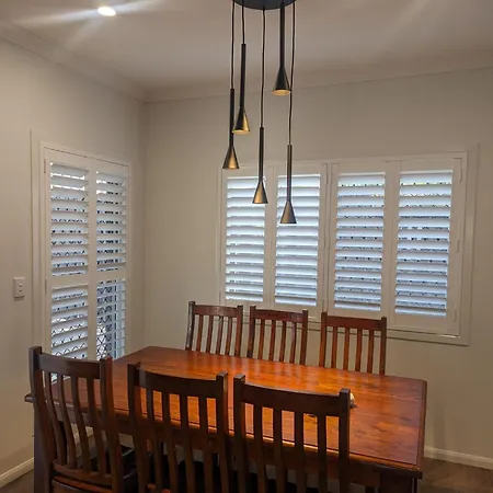 Immaculate 2-beds Entire House Chermside