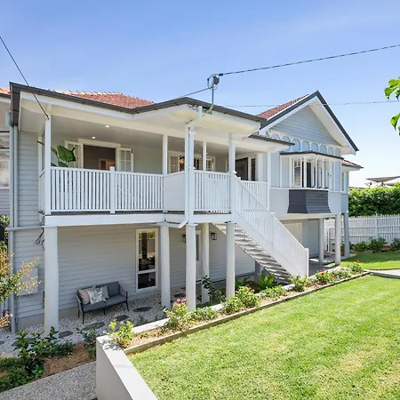 Evandale, 1920's Historic ,stunning And Modern With Amazing Views Holiday home *