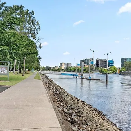 Riverfront Retreat! ~2bed/2bath/1car/huge Balcony *