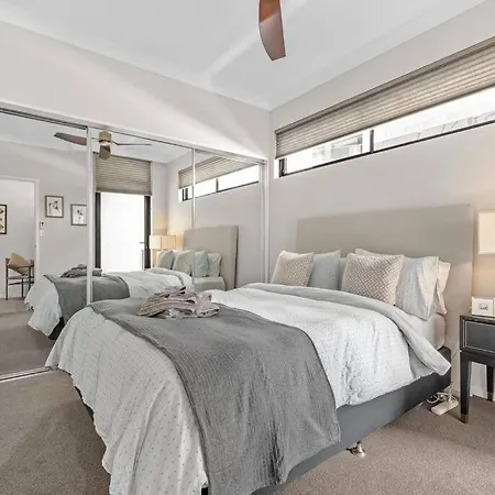 Apartment Riverfront Retreat! ~2bed/2bath/1car/huge Balcony