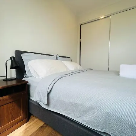 Apartment Modern 2 Bedrooms House Close To Qeii Hospital & Grifith Uni *