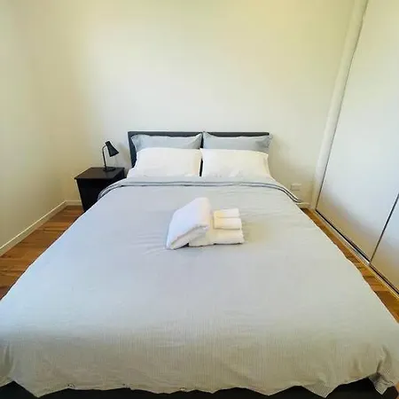 Apartment Modern 2 Bedrooms House Close To Qeii Hospital & Grifith Uni Brisbane