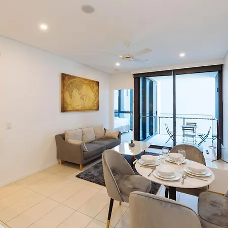 Great Value 2br Apt W Pool Carpark Wifi South Bne *