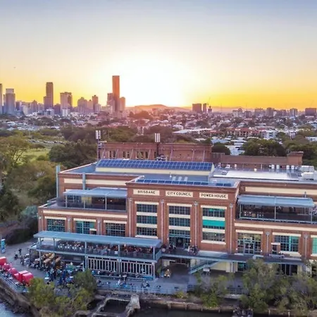 Historic Warehouse In New Farm *