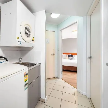 Apartment Offline - New! Spacious 1br Unit With Parking & Balcony Brisbane