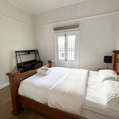 26 Gladstone Rd Highgate Hill Guest house