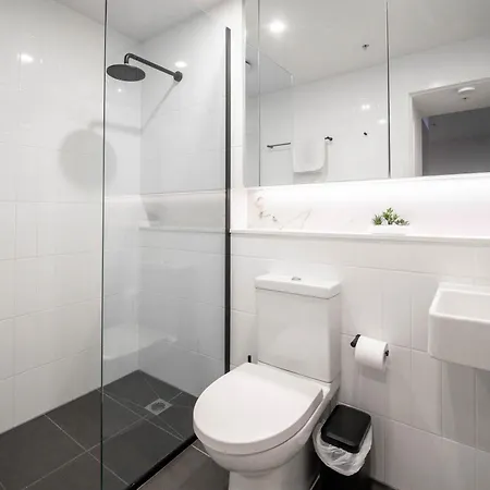 Urban Elegance 2b2b W Parking, Pool South M1 *