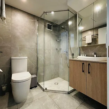 River Plaza Aparthotel