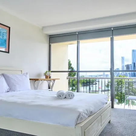 River Plaza 4* Brisbane