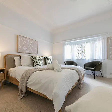 Urban Getaway Bardon Luxe 3 Bed 2 Bath And Pool Holiday home Brisbane