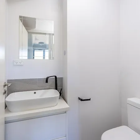 Apartment Mountain View Serenity - Central Location Brisbane