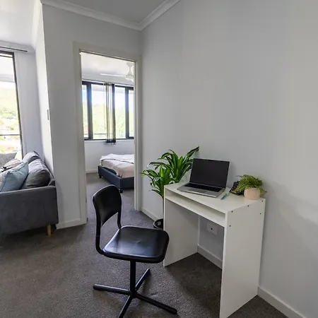 Mountain View Serenity - Central Location Apartment *
