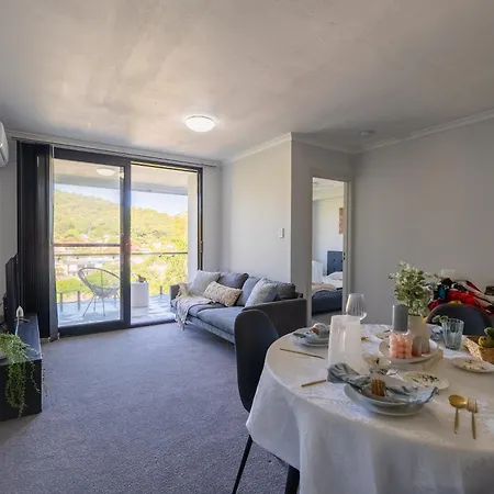 Mountain View Serenity - Central Location Apartment *