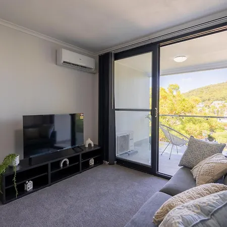 Mountain View Serenity - Central Location
