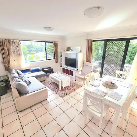 Charming 2bd Near Uq & Ferry