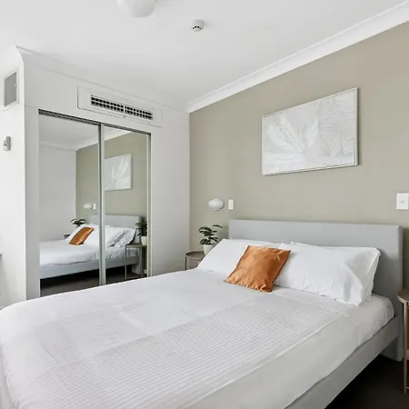 1-bed Pad With Sweeping Views Apartment *