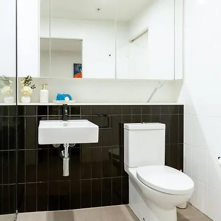 Apartment Stylish 1br W Infinite Pool In South