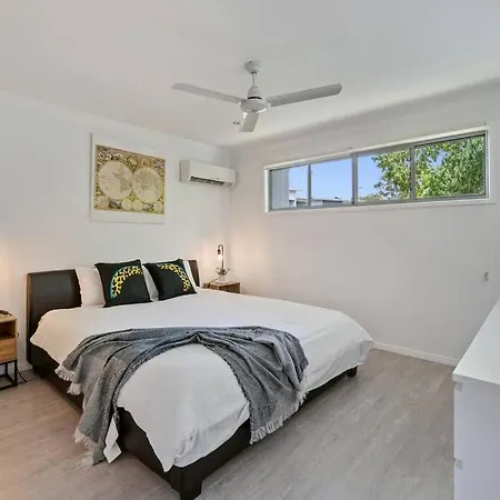 Stunning 3-bedroom Townhouse *