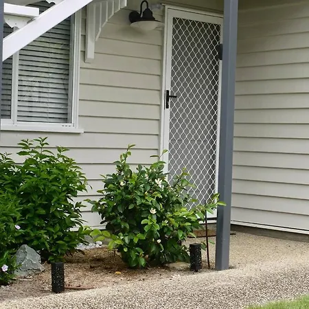 Birdsong Yeronga - Inner Village Sanctuary Holiday home