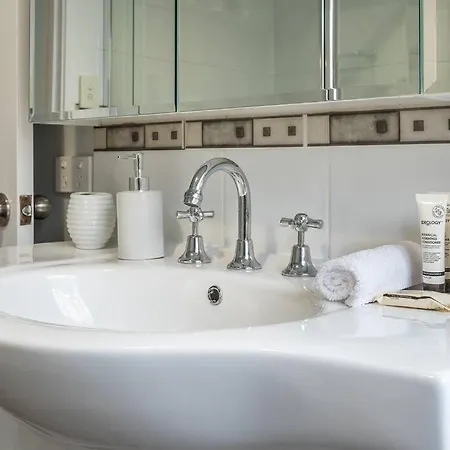 Holiday home Birdsong Yeronga - Inner Village Sanctuary