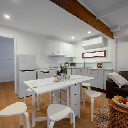 Serene 3 Bedroom Inner Retreat Highgate Hill * Brisbane