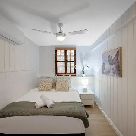 Serene 3 Bedroom Inner Retreat Highgate Hill Holiday home Brisbane