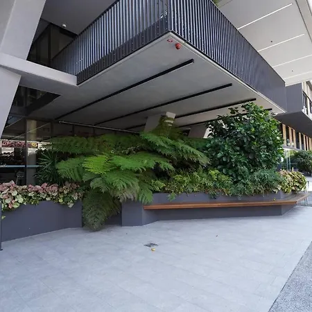 Modern 1-bdr W/ Free Car Park&fantastic Pool Brisbane