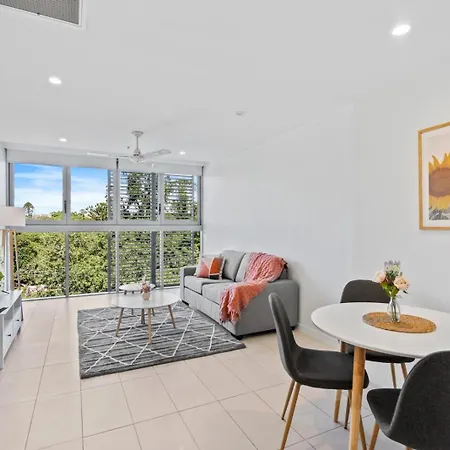 Cozy 1 Bedroom In The Heart Of South With Parking Apartment