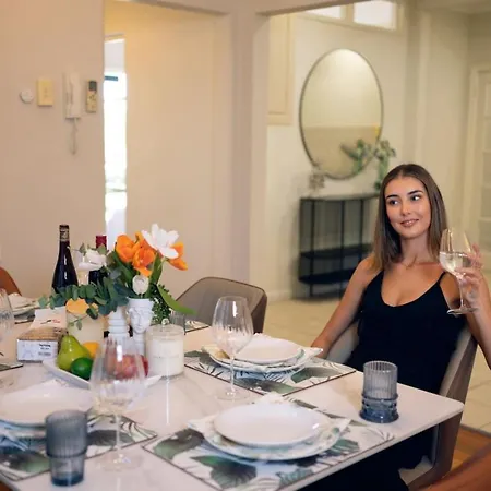 Riverside Heritage Chateau 3br South Bne Apartment Brisbane