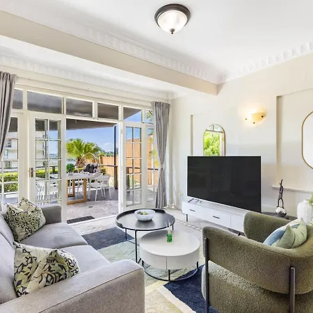 Apartment Riverside Heritage Chateau 3br South Bne