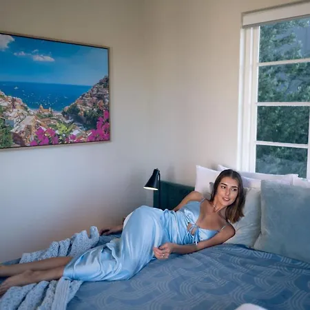 Riverside Heritage Chateau 2br South Apartment Brisbane