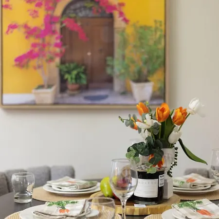 Riverside Heritage Chateau 2br South Apartment Brisbane