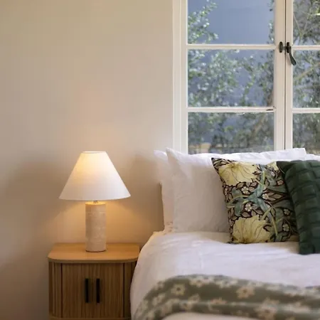 Riverside Heritage Chateau 3br South Bne *