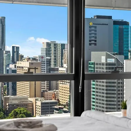 Infinity Excellence!~1bed/1bath/office/1car~views!
