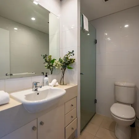 3 Bedrooms 2 Bathrooms W Parking & Pool