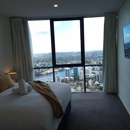 Premium 4 Bedroom Family - * Brisbane