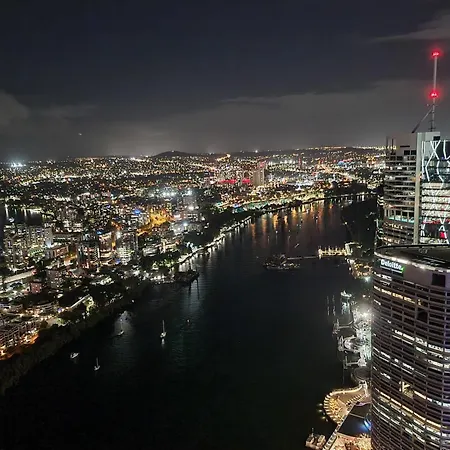 Apartment Premium 4 Bedroom Family - Brisbane
