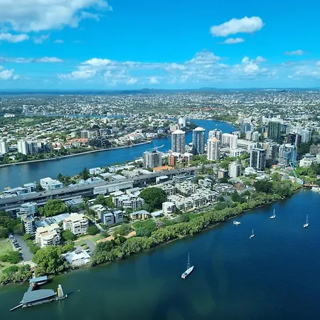 Premium 4 Bedroom Family - Apartment *