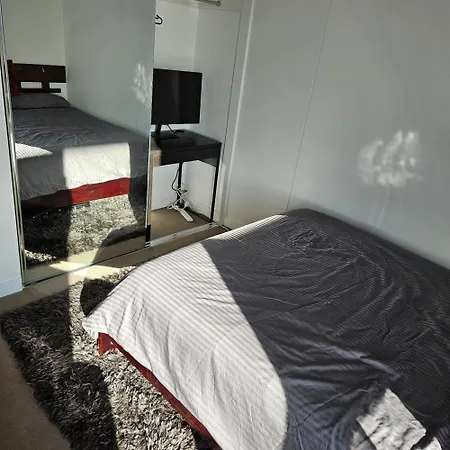 Private Bedroom & Bathroom In Shared Inner * Brisbane