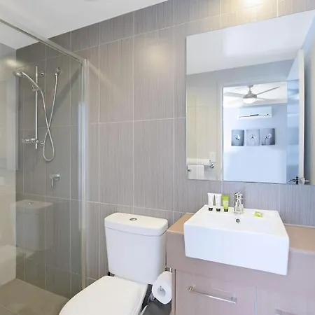 Apartment 'the Provincia' A Contemporary Inner-city Abode Brisbane
