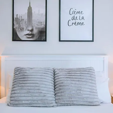 'the Provincia' A Contemporary Inner-city Abode Apartment Brisbane