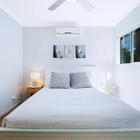 'the Provincia' A Contemporary Inner-city Abode