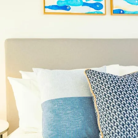 Holiday home Location 1br W View South Bne