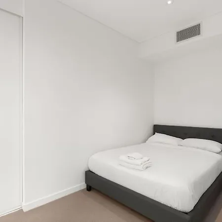 Apartment Kozyguru / Cbd 2b / Skytower 20 / Qbn222-2004 Brisbane