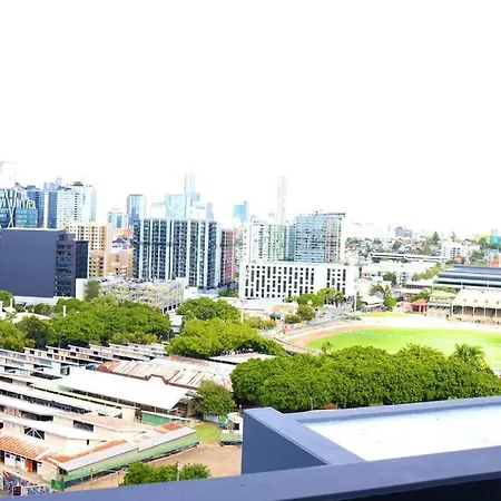 Apartment Bowen Hills - Doorstep To Showgrounds & Rbwh *