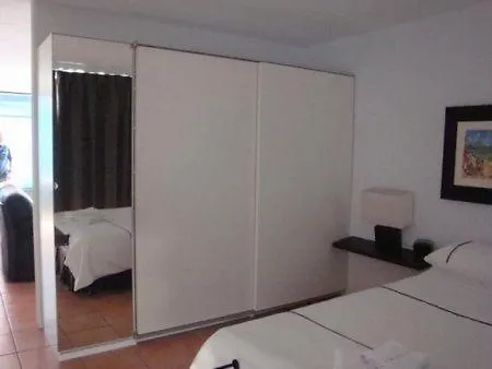 Bonapartes Serviced Aparthotel 4*