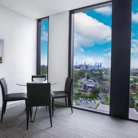 Aparthotel Essence Taringa Brisbane