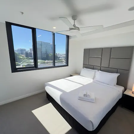 Apartment Utopia By Serain Residences